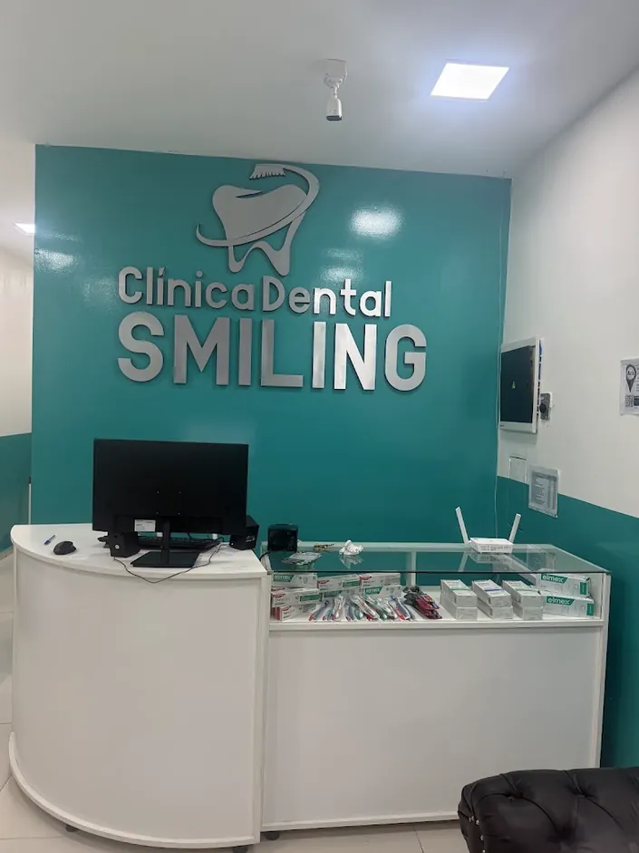 Clínica Dental Smiling y Radiología – Flores