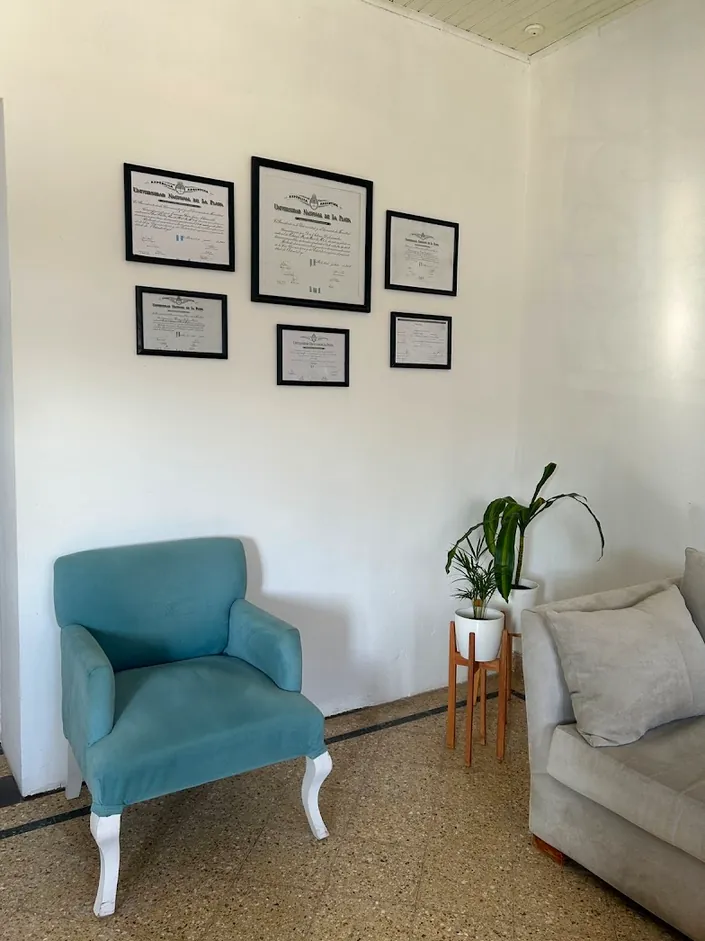 Consultorio Odontologico Dalessandro-estetica Cirugia Implante