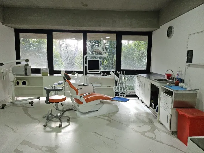 Consultorio odontológico Leloir – Dentistry Co.