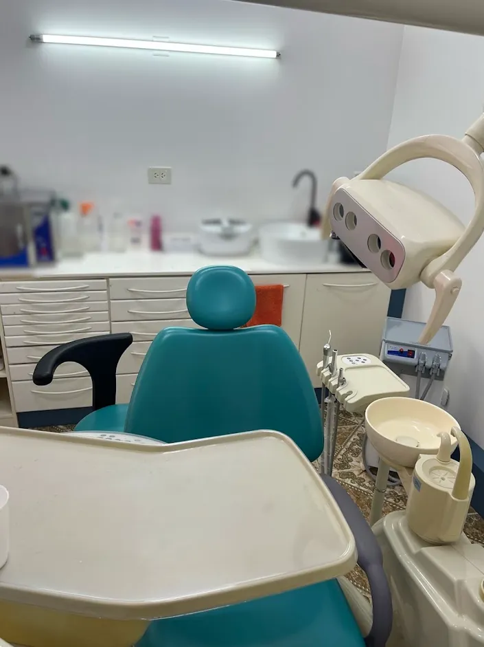 Consultorios Odontológicos Dr. Lucas R Martinez