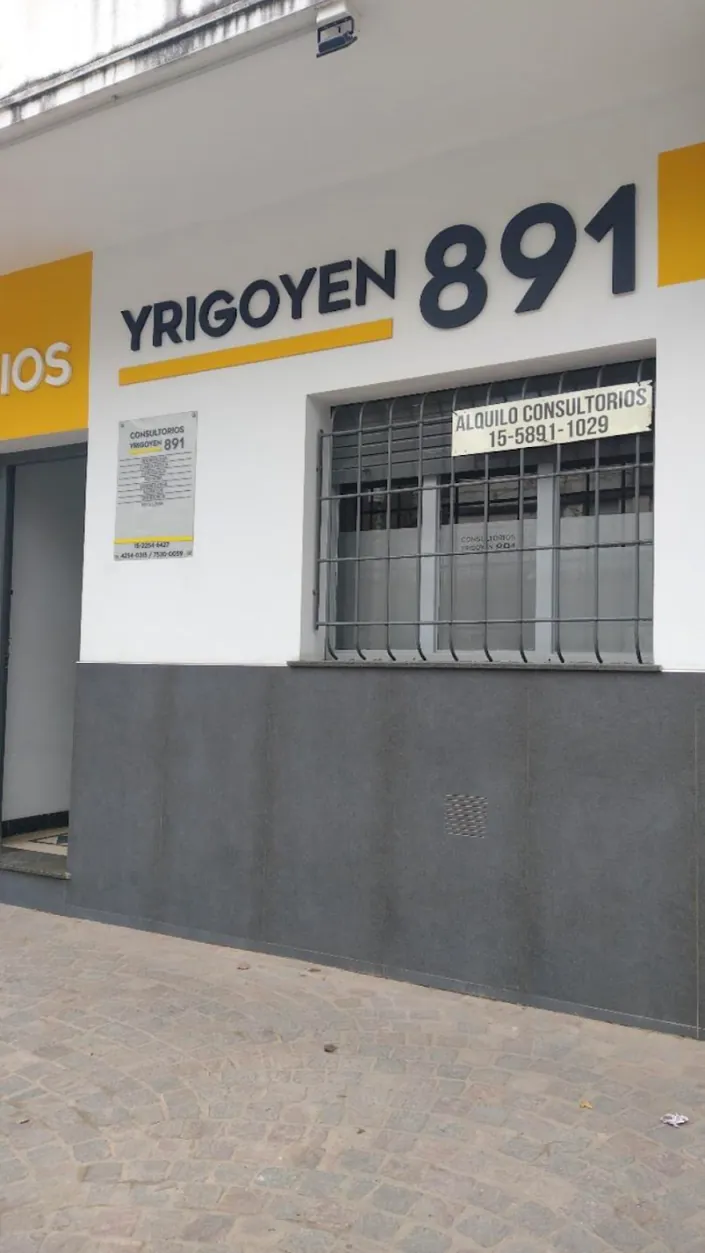 Consultorios Yrigoyen 891