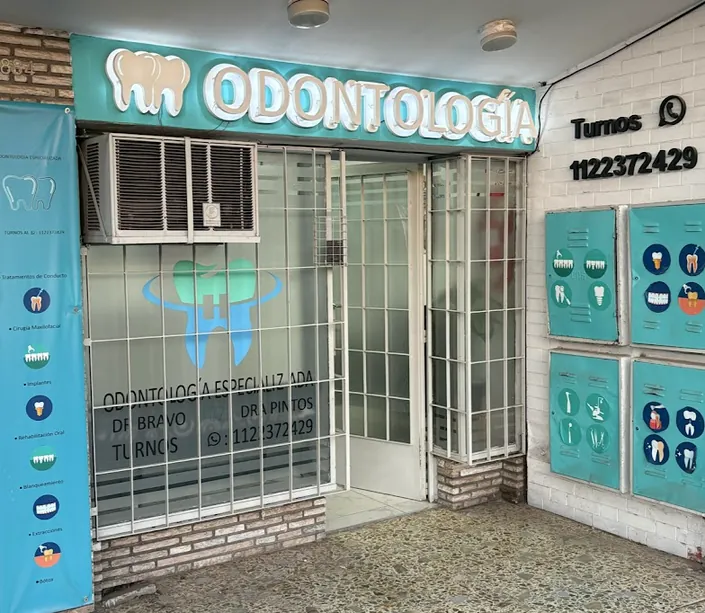 Dr Bravo Dra Pintos . Odontología Especializada. Cirugía Maxilofacial y Endodoncia