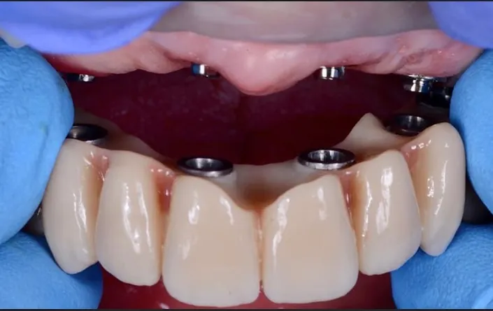 ODONTOLOGIA INTEGRAL MEDGYESI